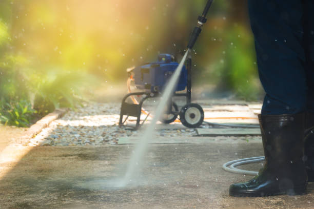Professional Pressure Washing Services in Mooreland, OK